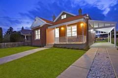 hires.1441411345-16588-HollandLR1005-copy-min
